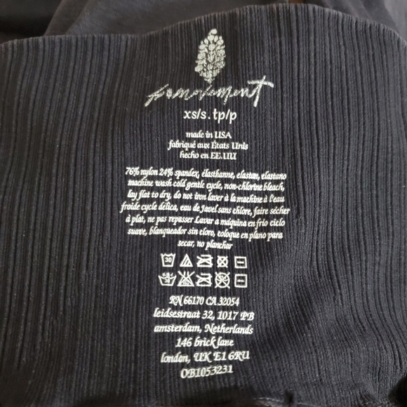 Free‎ People Formament for High-Waisted Leggings – XS/S – Distressed - Picture 3 of 9